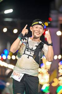 BIB: 5591
                            <button type="button" onclick="openModal(24884273)" class="btn btn-primary btn-sm float-right btn-popup" data-toggle="modal" data-target=".modal-high-quality">
                        <i class="fas fa-shopping-cart"></i> Add to Cart
                    </button>
                                            <button type="button" onclick="isThisMe(24884273, true)" class="btn btn-success btn-sm float-right btn-popup btn-isme hidden" data-toggle="tooltip" data-placement="bottom" title="นี่คือรูปของคุณใช่ไหม คลิกที่นี่เพื่อเอาเข้าอัลบั้ม">
                        <i class="fas fa-plus"></i> Add to album
                    </button>
                    <button type="button" onclick="isThisMe(24884273, false)" class="btn btn-warning btn-sm float-right btn-popup btn-isnotme hidden">
                        <i class="fas fa-ban"></i> Remove from album
                    </button>